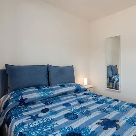 Holiday home Myrsine Murta Maria